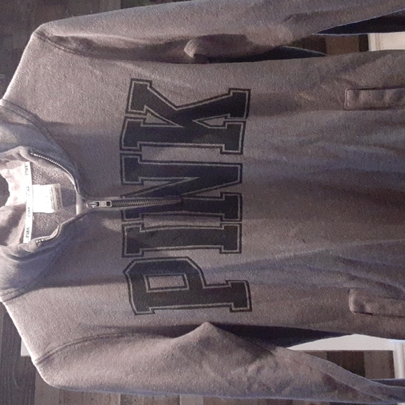 PINK Victoria's Secret top - Picture 4 of 9